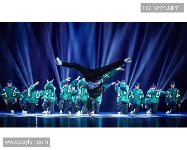 聚焦街舞文化：探讨上海街舞队默契配合与团队精神的魅力