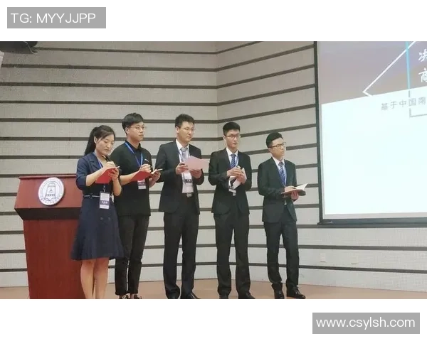 武汉乒乓球队在邀请赛中的团队协作表现分析与点评